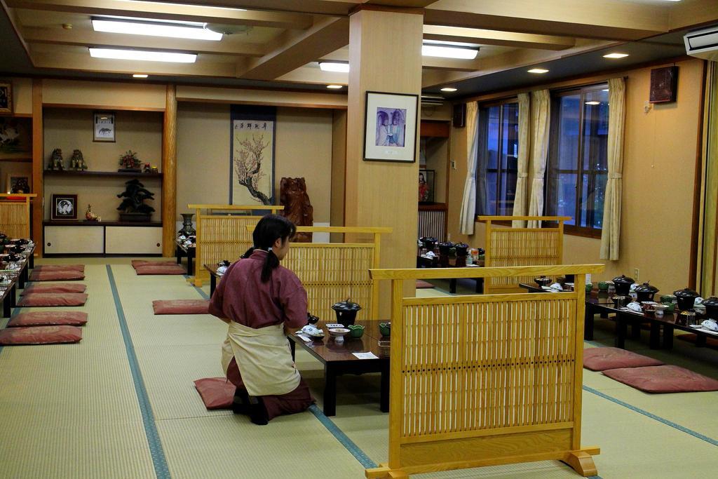 Hotel Shinzanso Takayama  Exterior foto