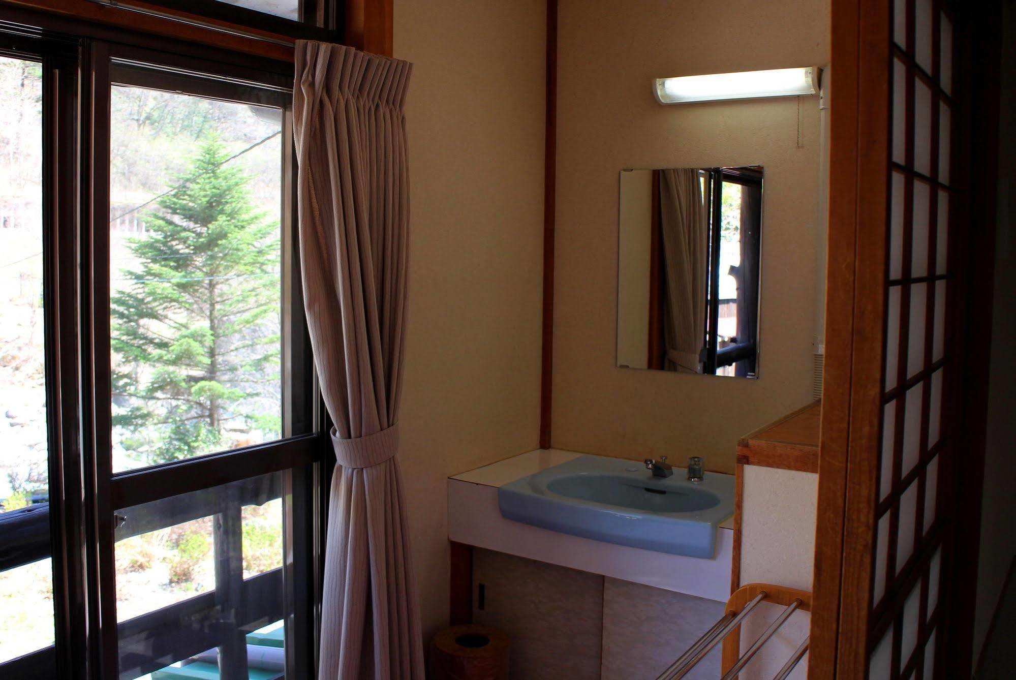 Hotel Shinzanso Takayama  Exterior foto
